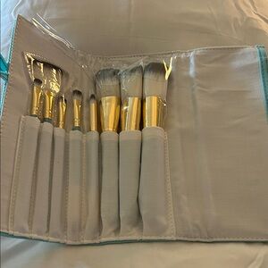 Gold and White Makeup Brush Set